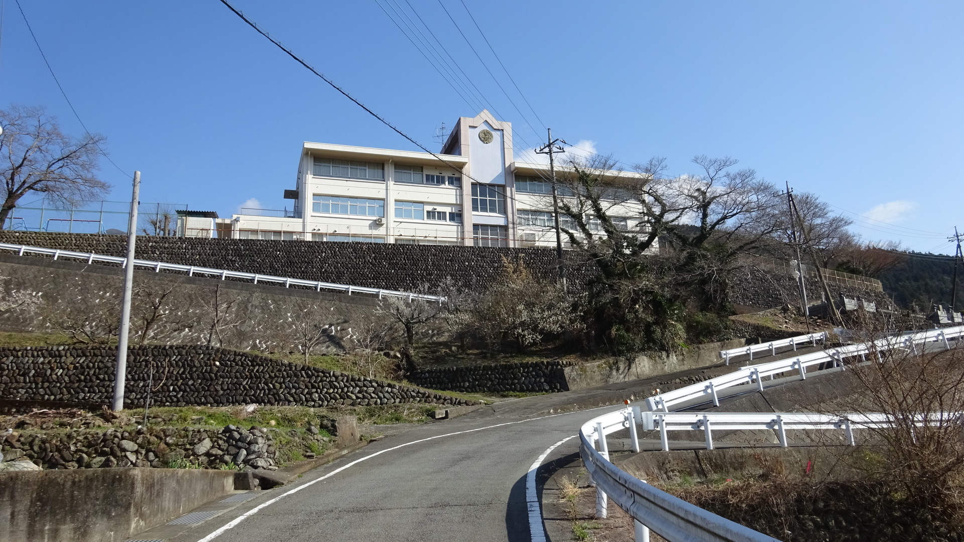 聖地巡礼 ゆるキャン 聖地の山梨県身延地方に行ってきました 感想と今後行く方へのアドバイスを紹介します 声優 アニメライブ旅行日記